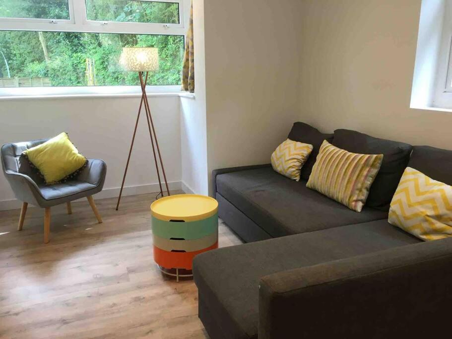 Bright And Spacious Annex Near Lymington With Private Garden ภายนอก รูปภาพ